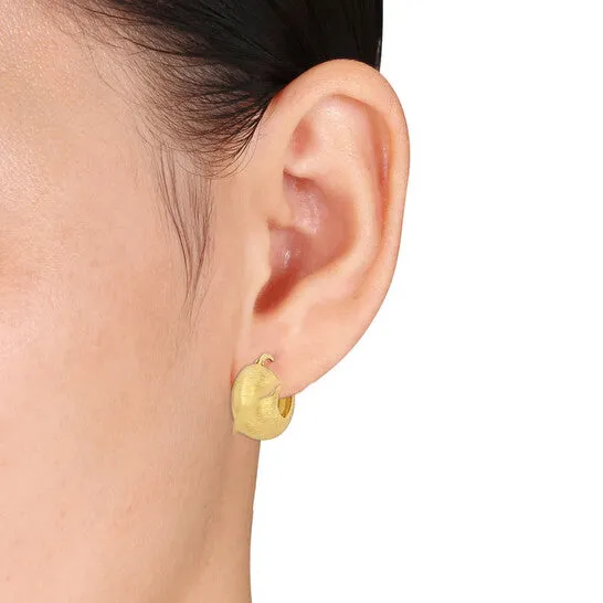 JMS always Earrings Original AMOUR 185 Mm Matte Textured Huggie Earrings In Yellow Plated Sterling Silver JMS always Earrings Original AMOUR 185 Mm Matte Textured Huggie Earrings In Yellow Plated Sterling Silver