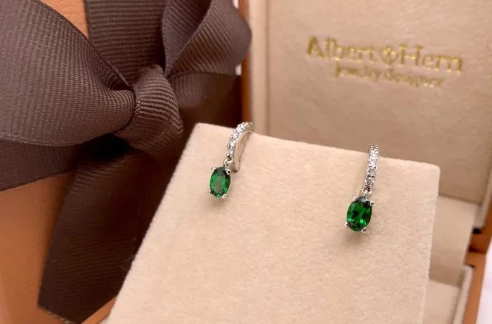 Albert Hern Earrings Earrings 18kt Gold Huggies Tsavorite Drop Diamonds Albert Hern Earrings Earrings 18kt Gold Huggies Tsavorite Drop Diamonds