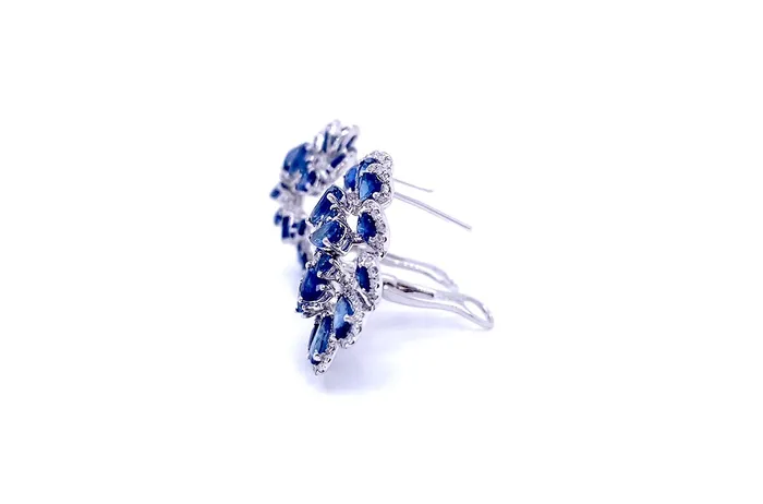 Albert Hern Earrings Earrings 18kt Gold LookAtMe Sapphire Diamonds Albert Hern Earrings Earrings 18kt Gold LookAtMe Sapphire Diamonds