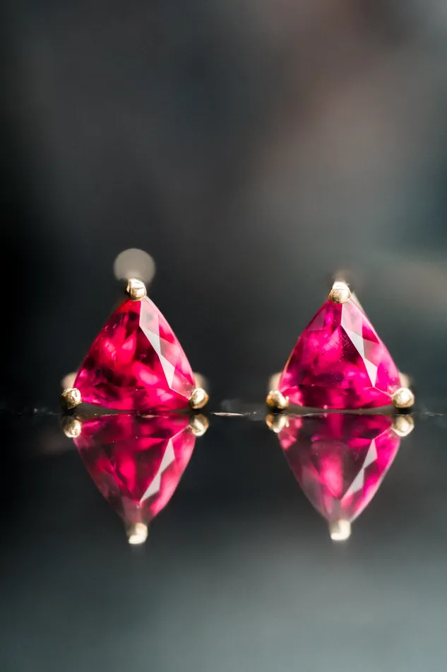 Art FX fine jewelry Earrings 14k Yellow Gold Trillion Pink Tourmaline Earrings