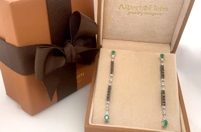 Earrings 18kt Gold Emeralds Diamonds Drops Albert Hern Earrings Earrings 18kt Gold Emeralds Diamonds Drops Albert Hern Earrings