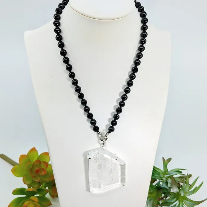 Necklaces Bliss Crystals Clear Quartz 16 Slice Pendant on Onyx Necklace LV7178 Necklaces Bliss Crystals Clear Quartz 16 Slice Pendant on Onyx Necklace LV7178