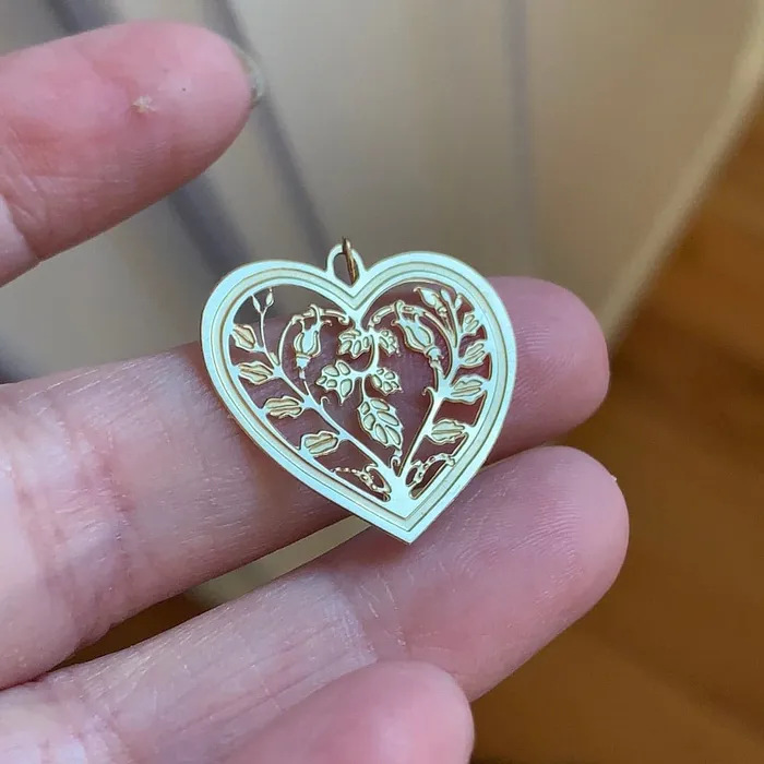 Necklaces Heart Floral Leaf Pendant 14k Gold Vintage Love Vintage Paris
