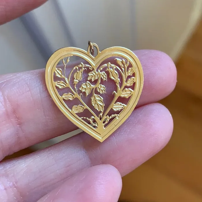 Necklaces Heart Floral Leaf Pendant 14k Gold Vintage Love Vintage Paris