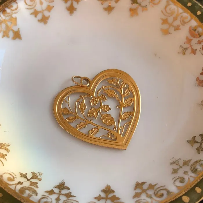 Necklaces Heart Floral Leaf Pendant 14k Gold Vintage Love Vintage Paris