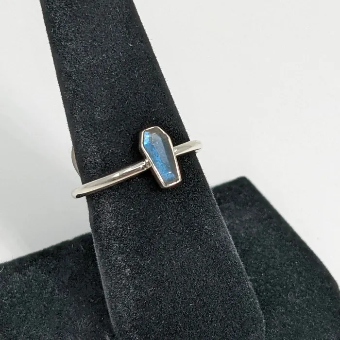Rings Natural Creations Labradorite Coffin Style Sterling Silver Ring Stackable Sizes 410 SK6910 Rings Natural Creations Labradorite Coffin Style Sterling Silver Ring Stackable Sizes 410 SK6910