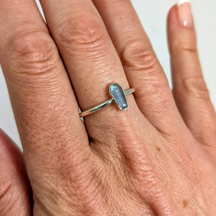 Rings Natural Creations Labradorite Coffin Style Sterling Silver Ring Stackable Sizes 410 SK6910