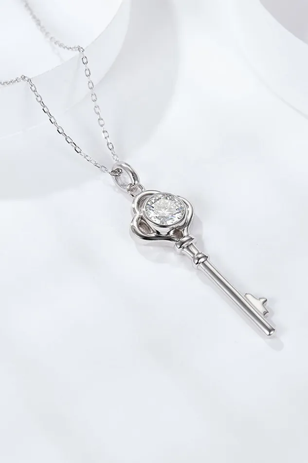 925 Sterling Silver 1 Carat Moissanite Key Pendant Necklace Trendsi Necklaces