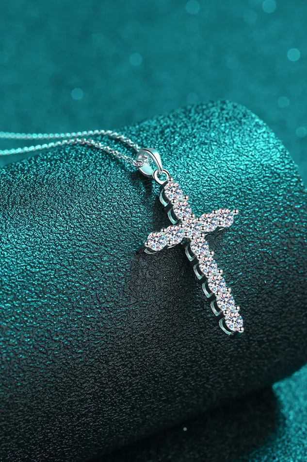 925 Sterling Silver Cross Moissanite Necklace Trendsi Necklaces