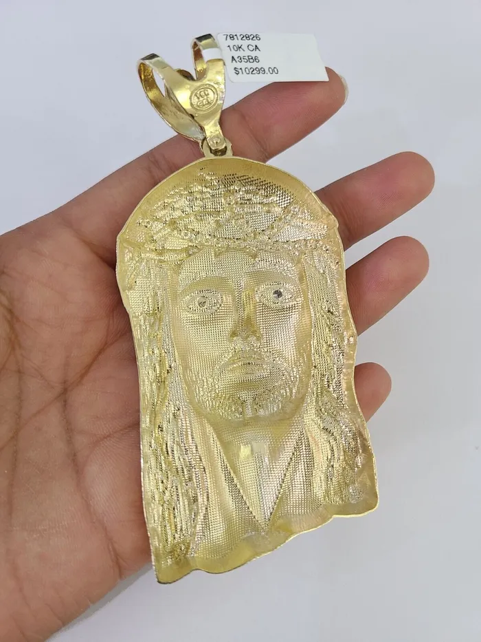 Charm Necklaces Gold and Diamond 10K Yellow Gold Jesus Head Pendent Charm 4 Inch Long For Mens Chain Real 10kt