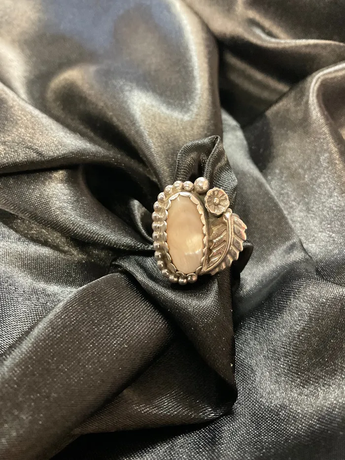 Chris Crosbys Purple Coyote Mussel Shell Ring Rings Chris Crosbys Purple Coyote Mussel Shell Ring Rings
