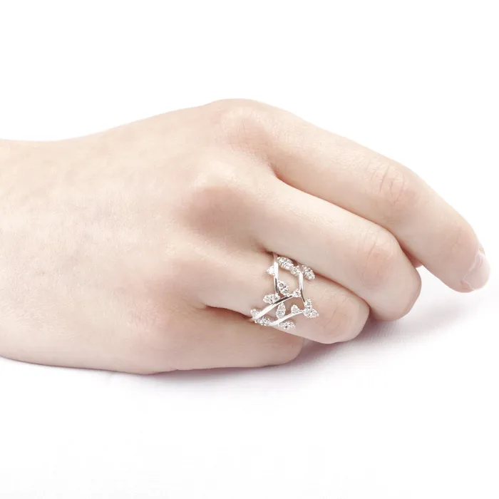 Independent Jewellers Rings 10kt White Gold 050cttw Diamond Leaf Ring