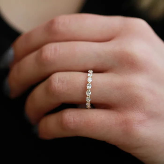 Independent Jewellers Rings 14kt Yellow Gold 077cttw Oval Cut Diamond Band Independent Jewellers Rings 14kt Yellow Gold 077cttw Oval Cut Diamond Band