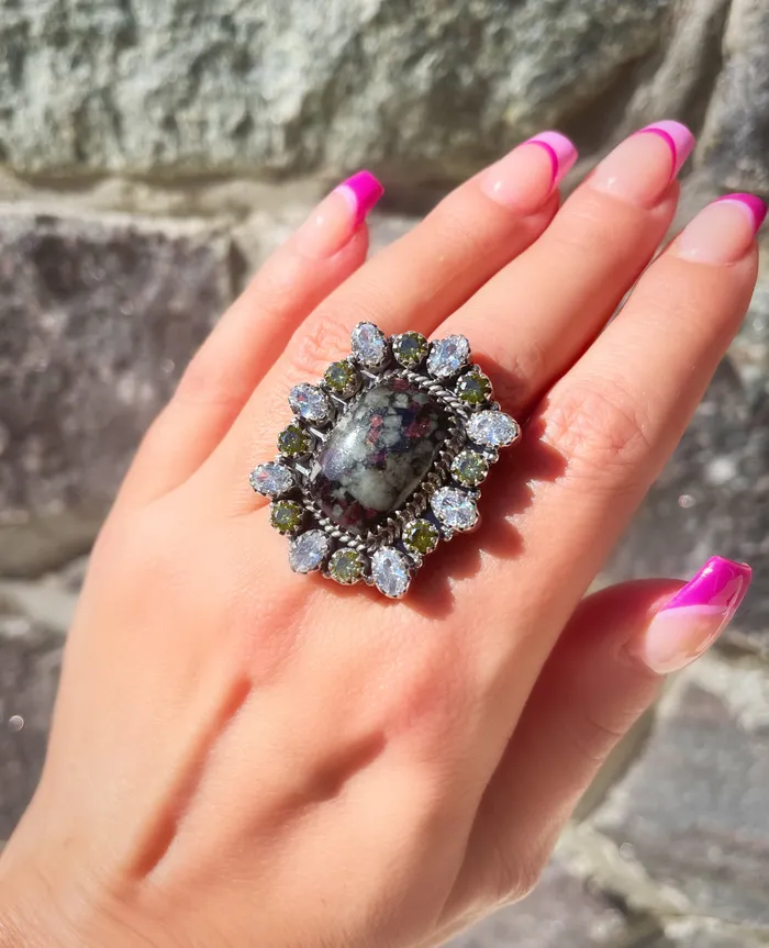 Rings Sophiareneboutiquecom Sterling Silver Eudialyte With White Topaz Peridot Mini Cluster Rings Rings Sophiareneboutiquecom Sterling Silver Eudialyte With White Topaz Peridot Mini Cluster Rings