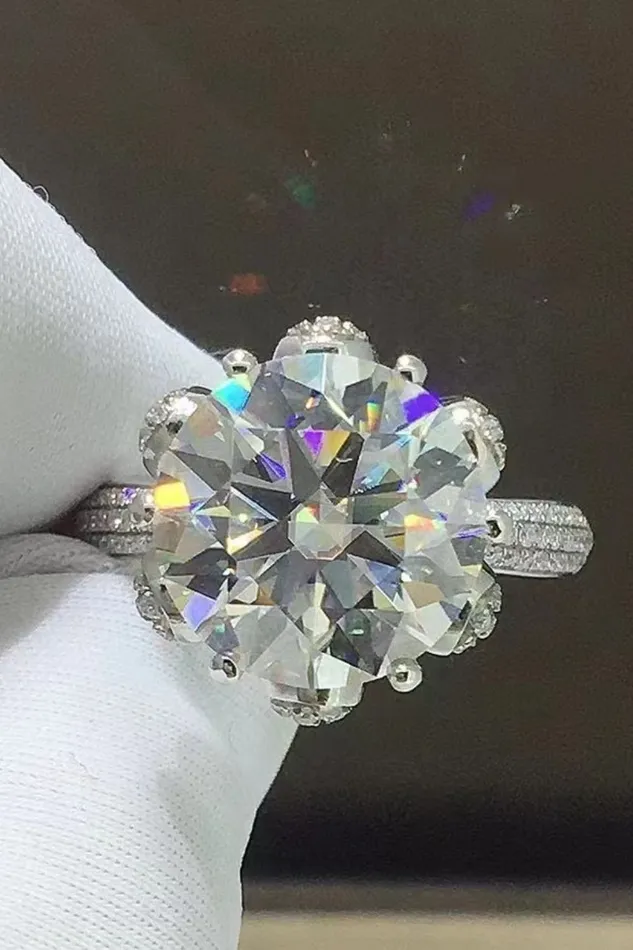 Trendsi Rings 5 Carat Moissanite Side Stone Ring