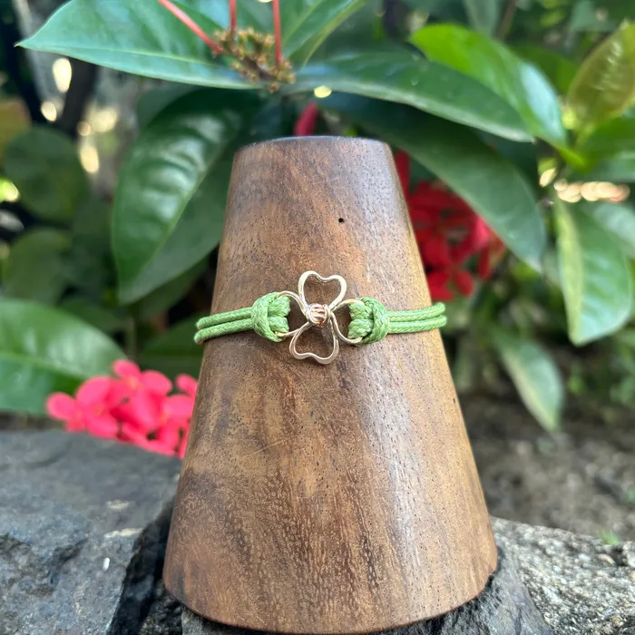Clover Cord Bracelet Crucian Gold Bracelets