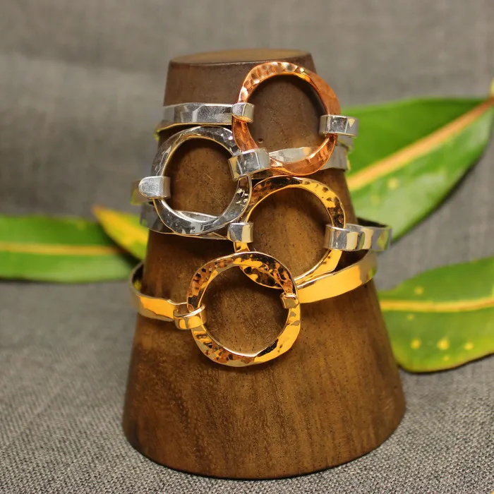 Four Corner 5mm Latching Bracelet Crucian Gold Bracelets