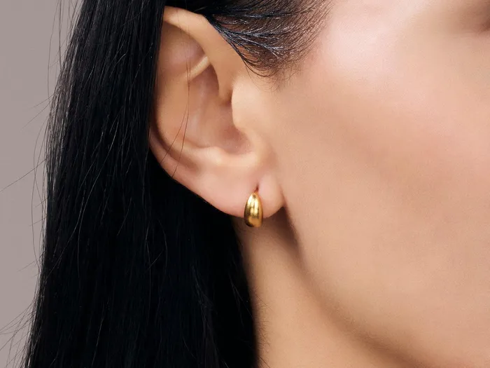 GG GOLD CLS Earrings GURHAN Hoopla Gold Huggie Hoop Earrings Small Smooth Rounded GG GOLD CLS Earrings GURHAN Hoopla Gold Huggie Hoop Earrings Small Smooth Rounded