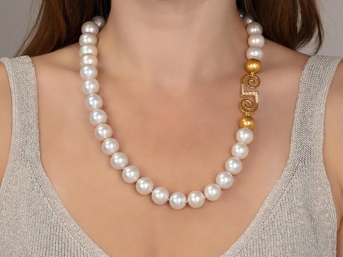 Necklaces GG GOLD OOAK GURHAN Oyster Gold Pearl Beaded Short Necklace 13mm Round Beads Necklaces GG GOLD OOAK GURHAN Oyster Gold Pearl Beaded Short Necklace 13mm Round Beads