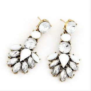 sparklingselections Earrings Vintage Europe Pop Crystal Stud Earrings
