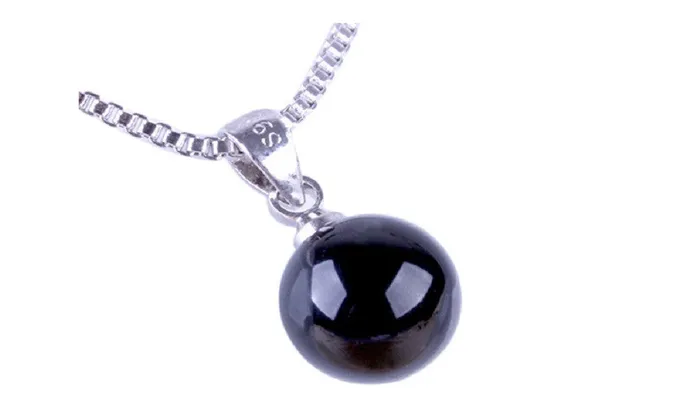 sparklingselections Necklaces Natural Black Crystal Pendant Necklace